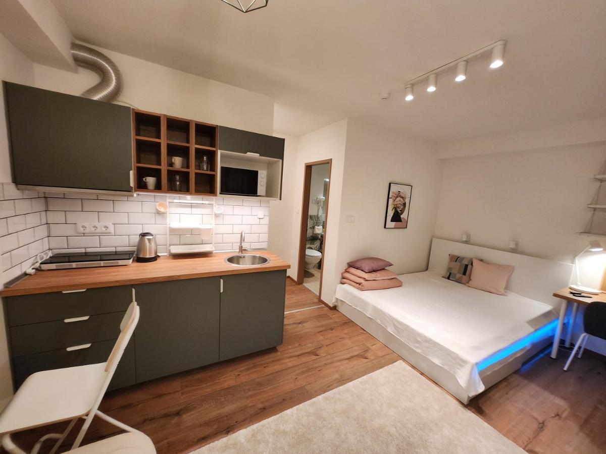 德布勒森Apartman 18公寓式酒店 外观 照片